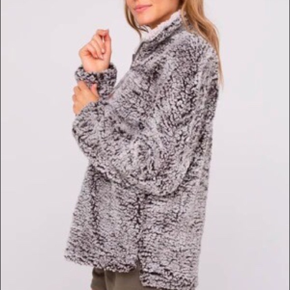 Thread & Supply Co Lazy Sunday Sherpa Pullover